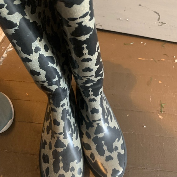 SPERRY Rain Boots - Picture 2 of 3